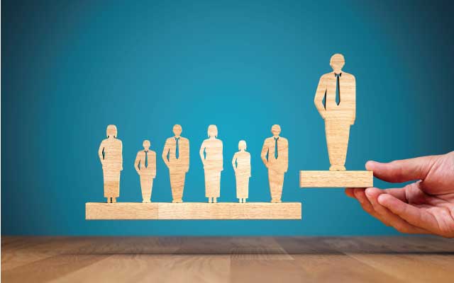 業務が人に依存しているイメージ画像